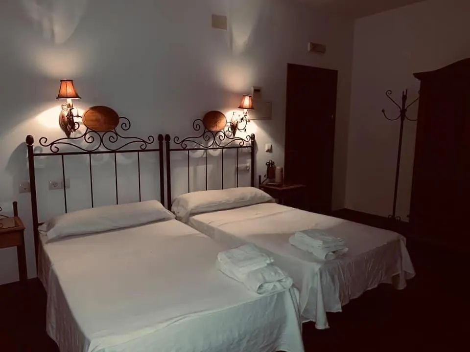 Casa Rural La Valerosa Hotel Las Navas de la Concepcion Spain